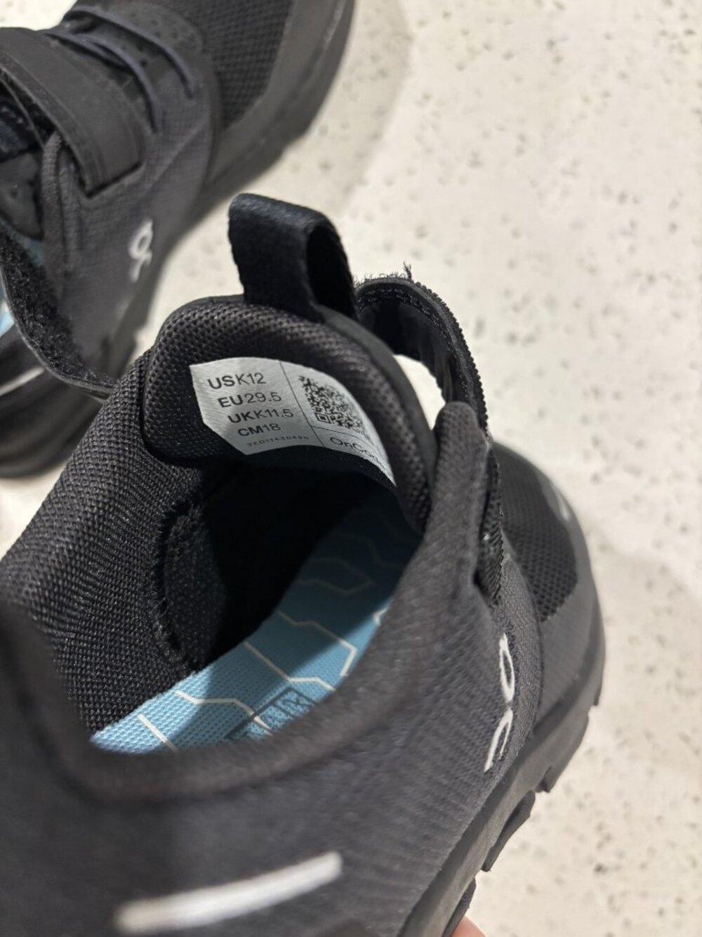 BOYS ON CLOUDS NEW PRESCHOOL SIZE 12 NEVER WORN  - Picture 5 of 6